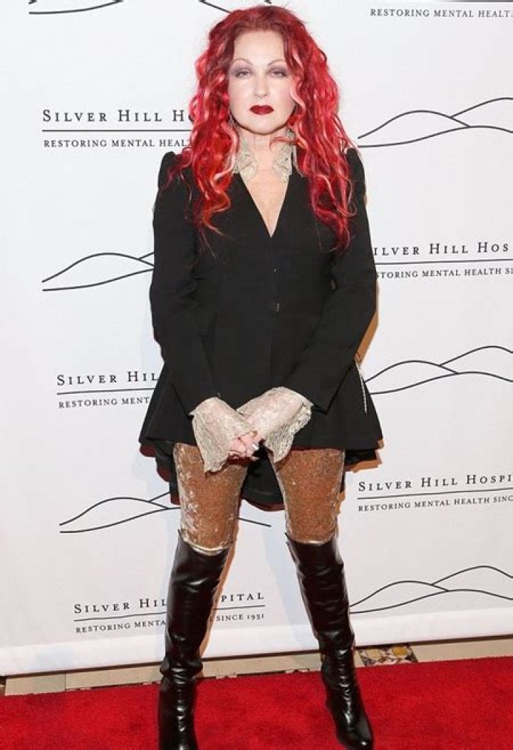 Cyndi Lauper Height