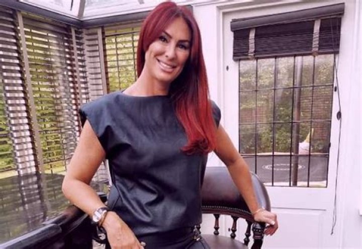 Lauren Simon moved on from divorce. Her net worth, wiki-bio.