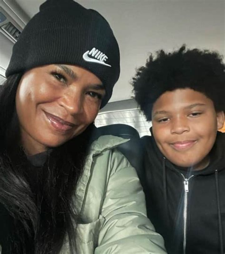 Wiki-Bio, career, net worth, kids.
