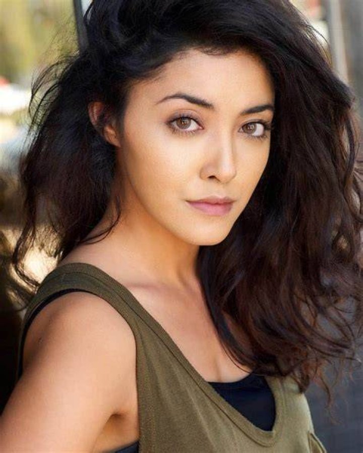 Yasmine Al-bustami – Biography, Facts & Life Story